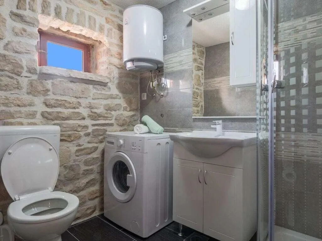 Irena Comfortable Holiday Residence Benkovac Holiday home