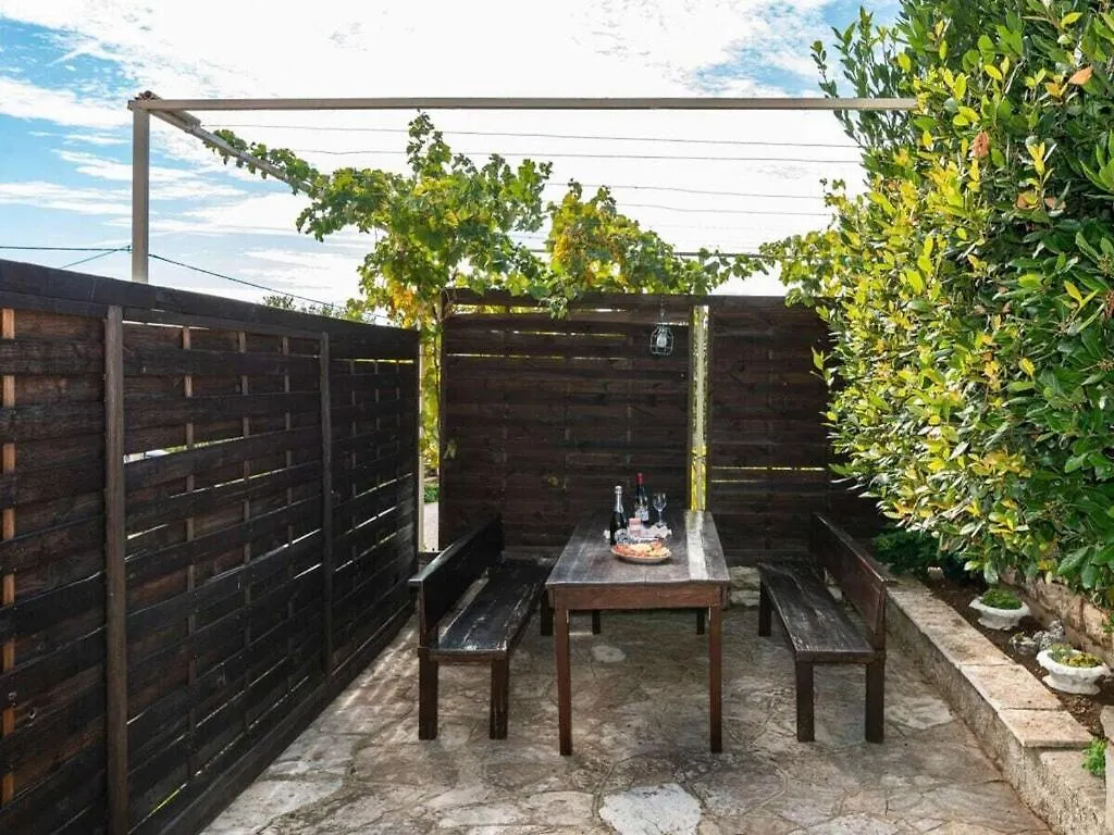 Irena Comfortable Holiday Residence Benkovac 0*,