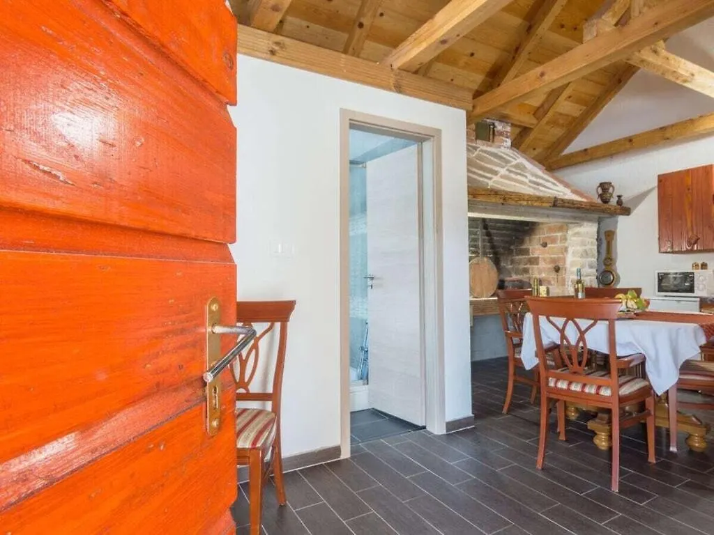 Irena Comfortable Holiday Residence Benkovac Holiday home