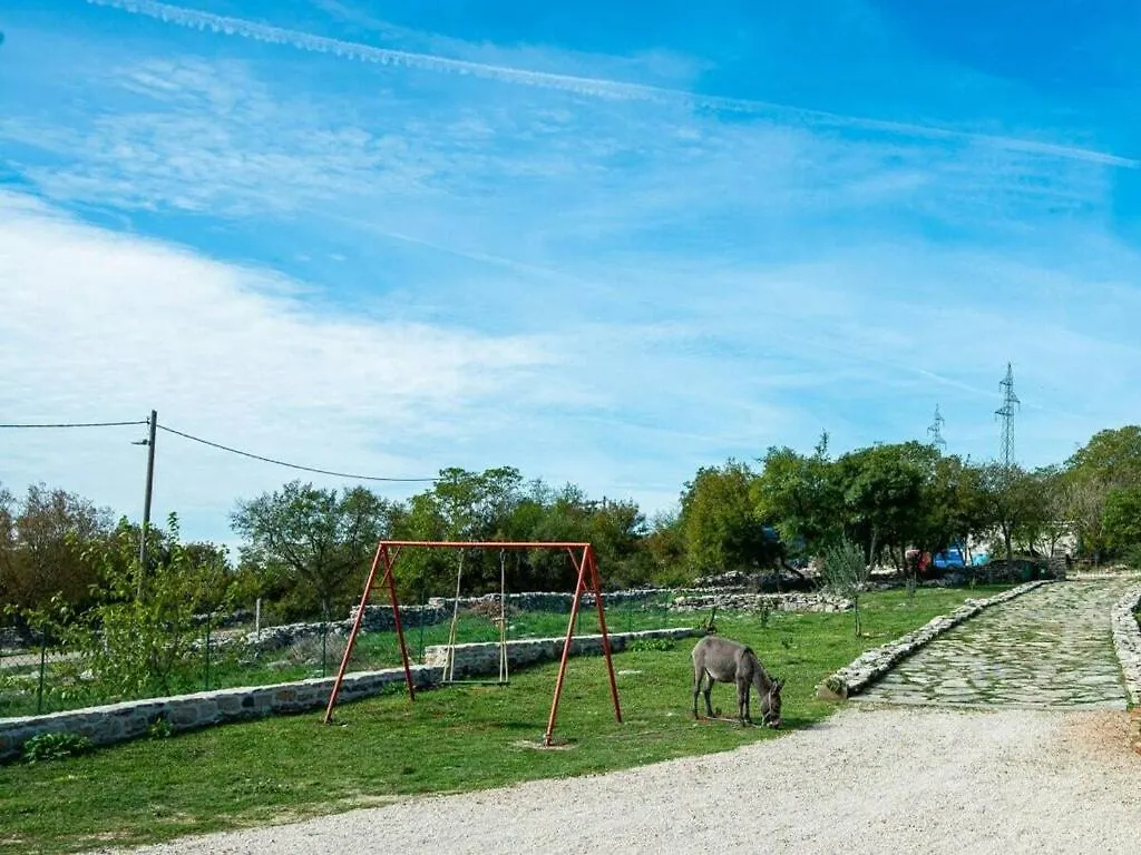 Irena Comfortable Holiday Residence Benkovac Holiday home