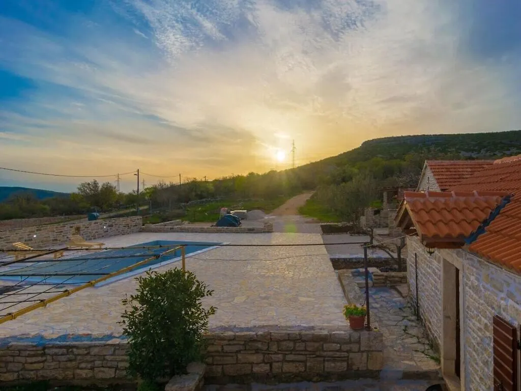 Irena Comfortable Holiday Residence Benkovac