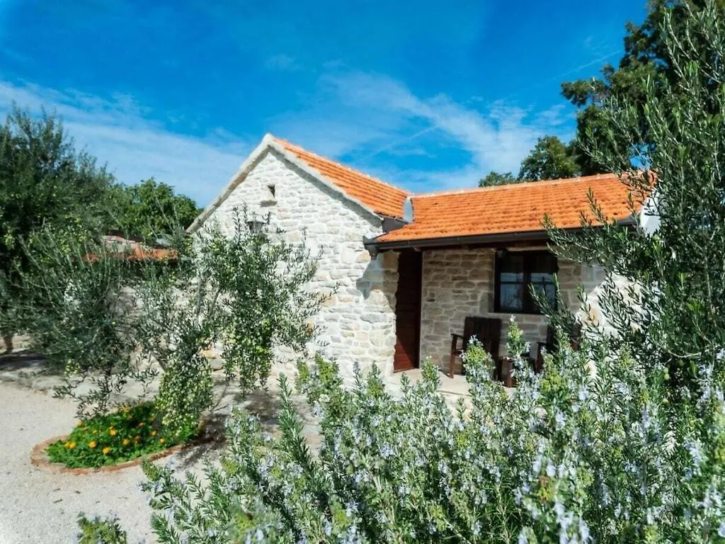 Irena Comfortable Holiday Residence Benkovac 0*,