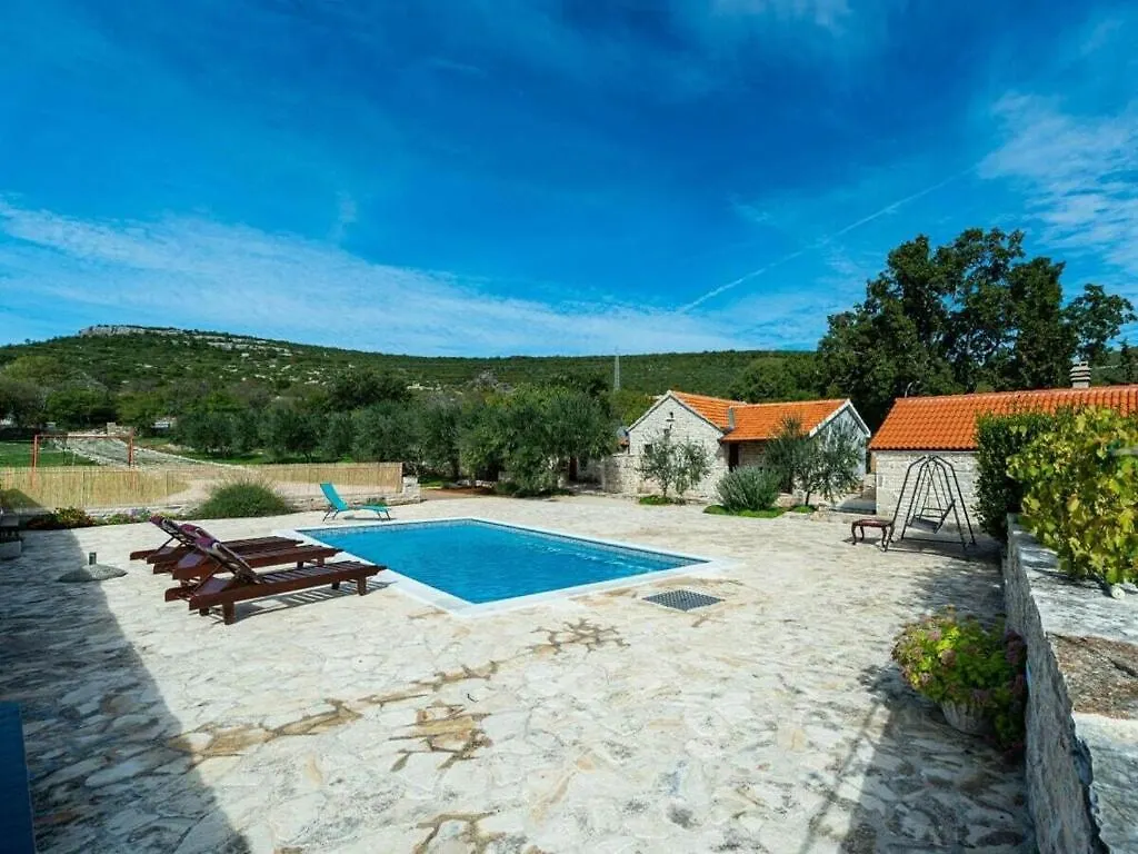 Irena Comfortable Holiday Residence Benkovac